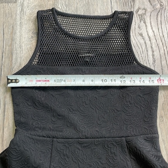 Express Women’s Black Dress with Floral Embellishment, size 4 - Picture 6 of 13